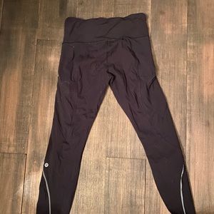 black lululemon speed up leggings